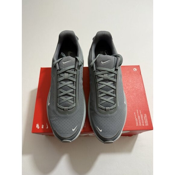 New Men’s Size 13 - Nike Air Zoom Upturn SC Smoke Grey IB2746 003 - Picture 2 of 10